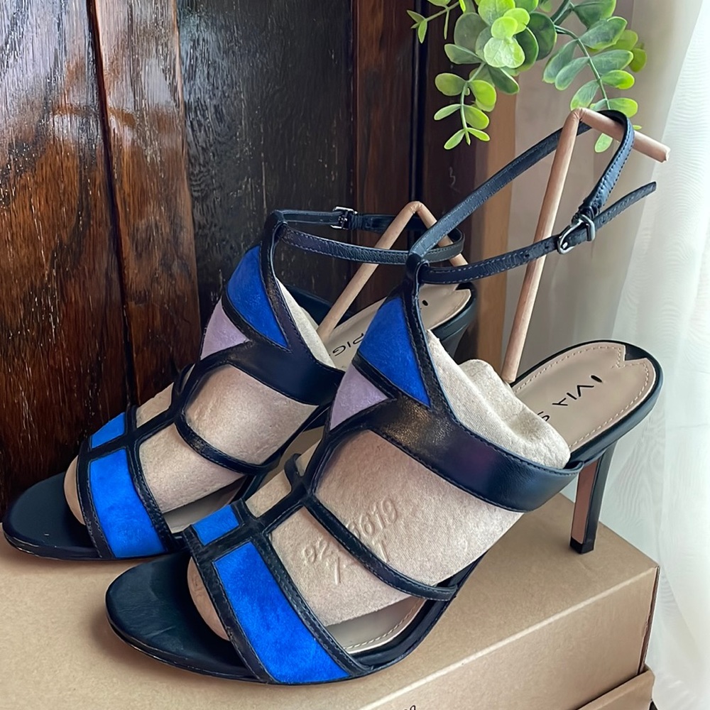 FABULOUS 😍 Via Spiga Italian Leather Strappy Colorblock Heels